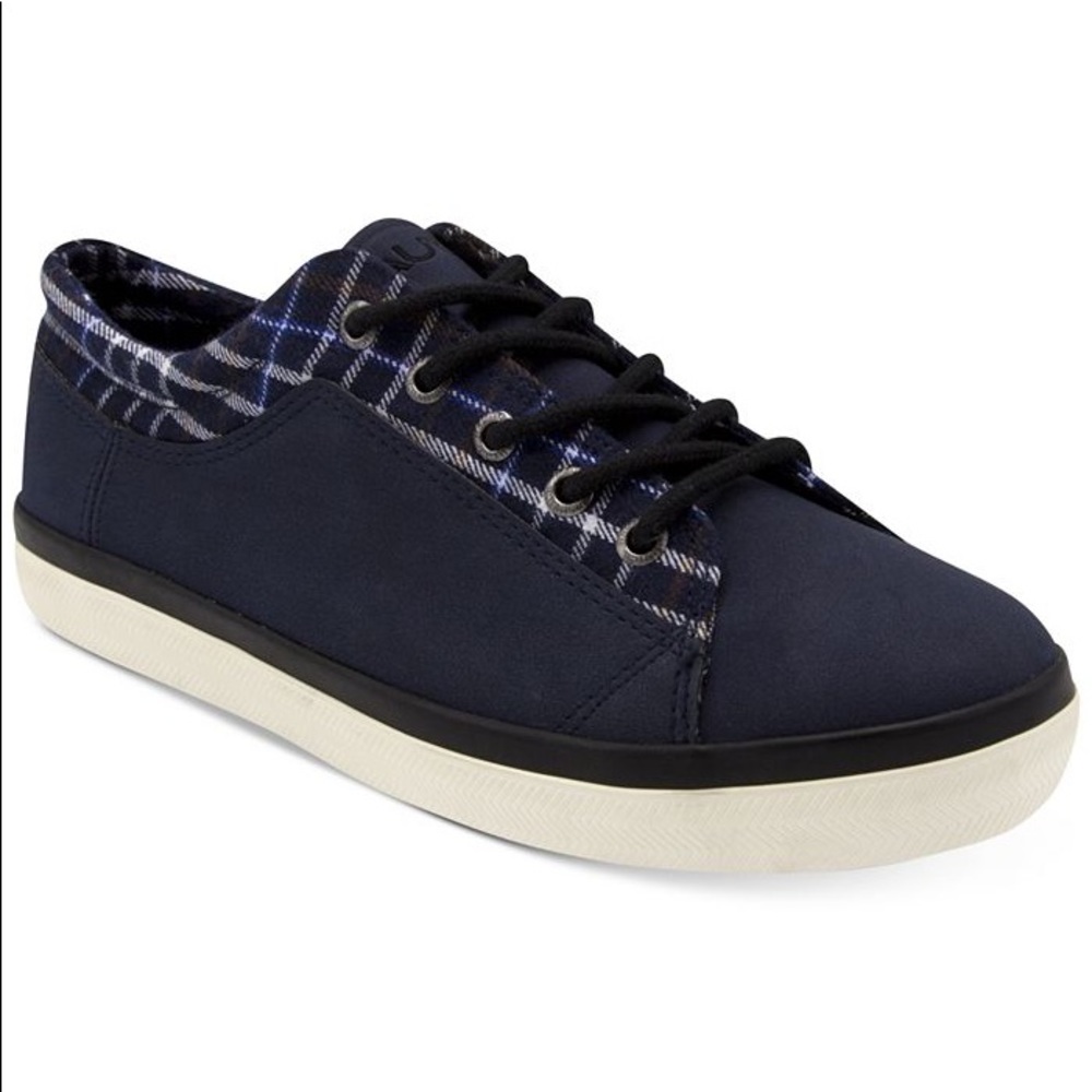 Leeboard Plaid Sneakers